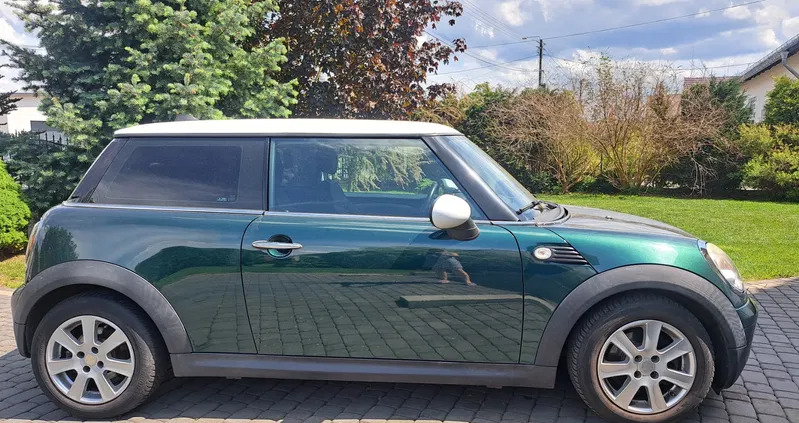 lesko MINI ONE cena 12800 przebieg: 204000, rok produkcji 2007 z Lesko